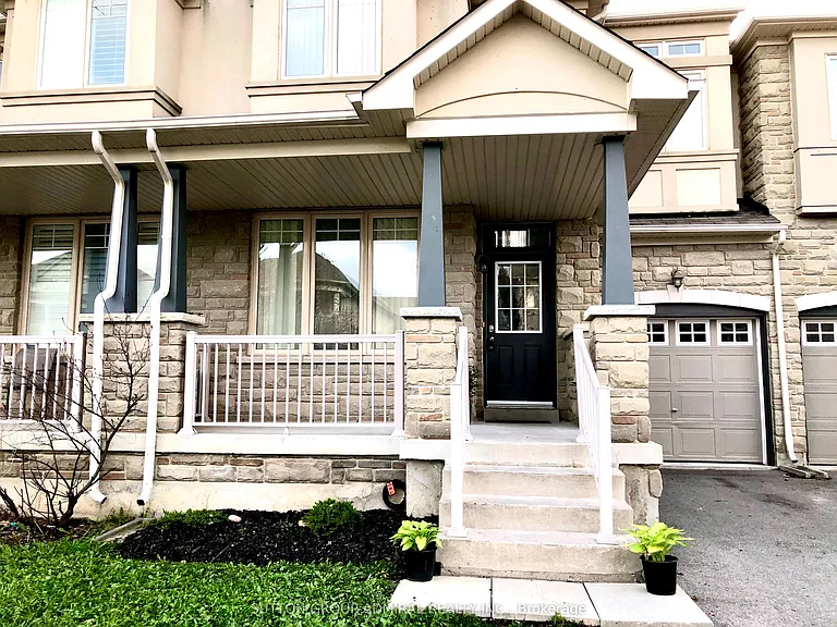 4 Stookes Cres — Photo 2