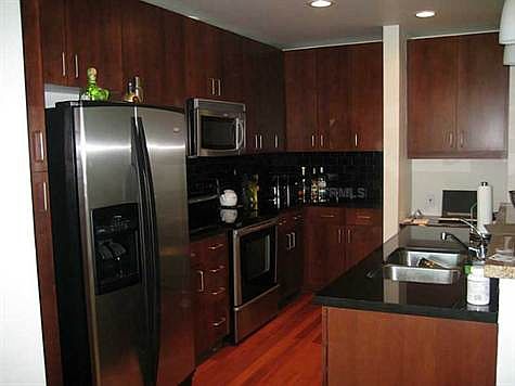 3rd image of 155 Court Ave #1410