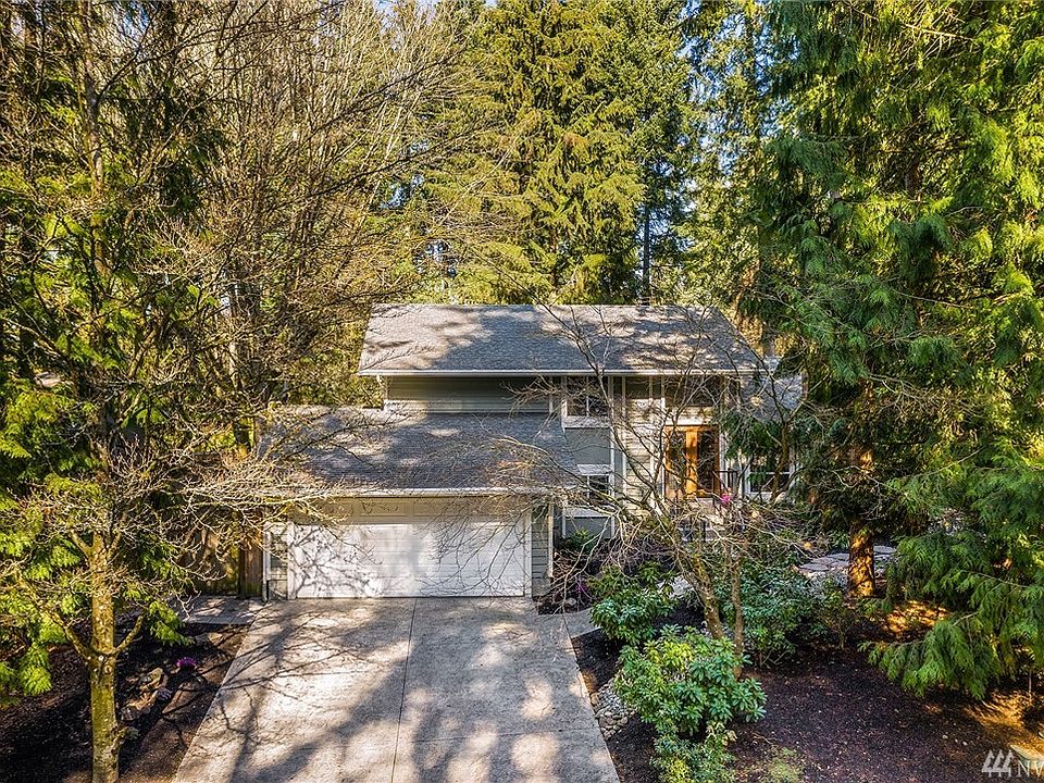 1st image of 16720 NE 103rd Pl