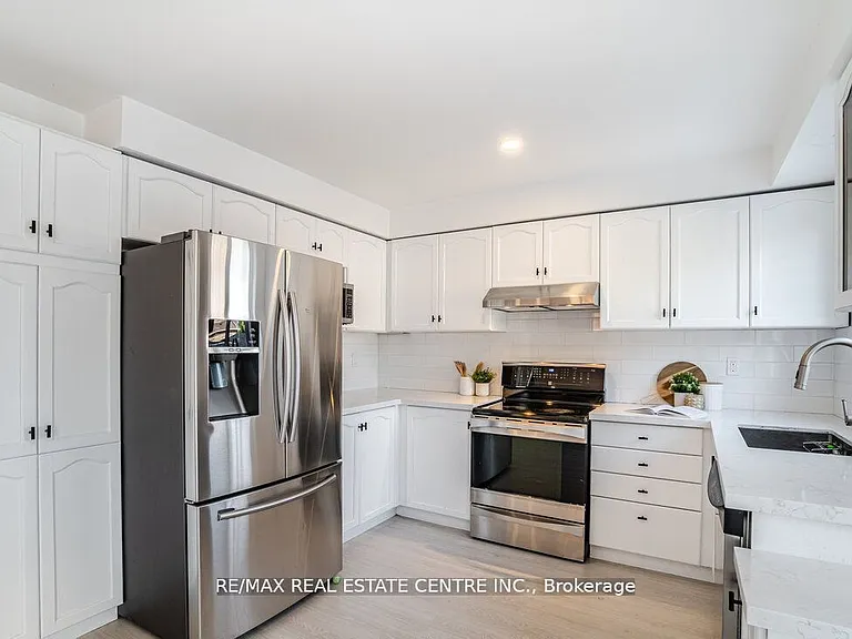 83 Convoy Cres #UPPER — Photo 6