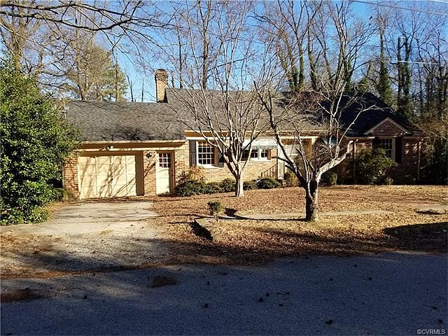 1st image of 211 Fairview Ave