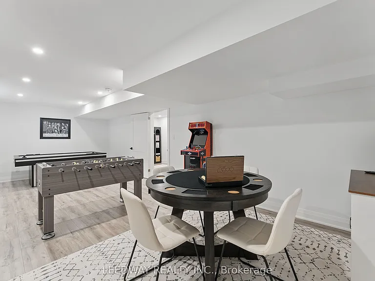 24410 Thorah Park Blvd — Photo 36