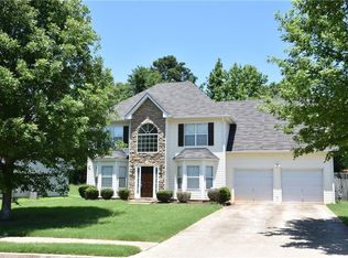 45 Long Dr, Covington, GA 30016