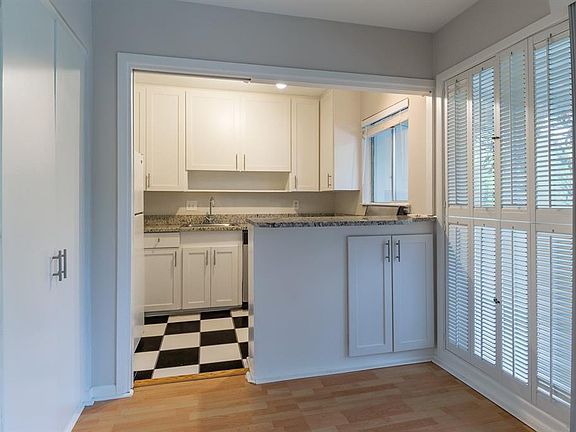5th image of 4712 Abbott Ave APT 208