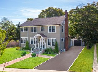 220 Bailey Ave, Greenport, NY 11944
