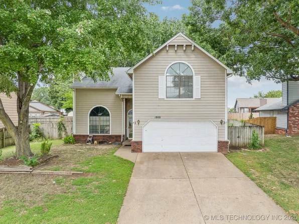 1800 S Butternut Ave, Broken Arrow, OK 74012
