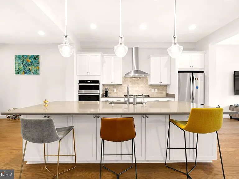 4505 Plateau Dr — Photo 8