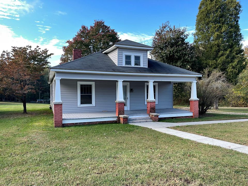 1st image of 2417 Statesville Blvd