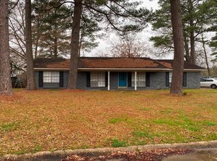 19 Audubon Dr, Monroe, LA 71203