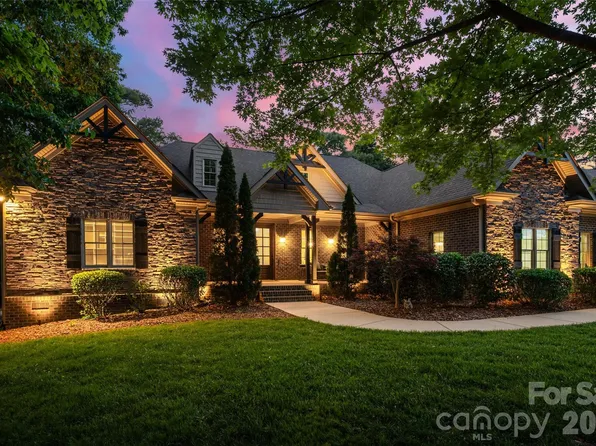 910 Abilene Ln, Fort Mill, SC 29715