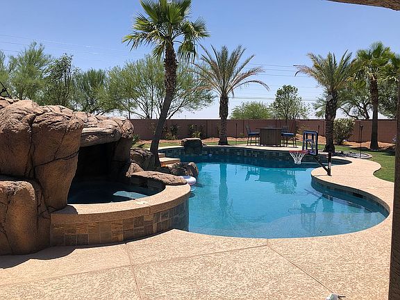 3rd image of 11725 E Navajo Dr