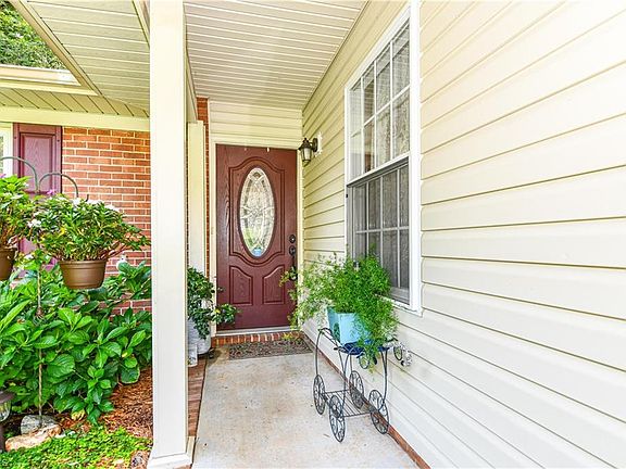 4th image of 5106 Bayberry Ln