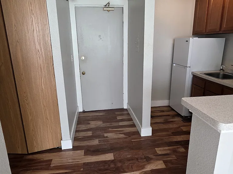 7th Place Apartments — Photo 62