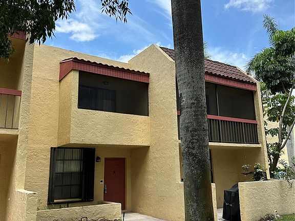 2nd image of 745 SE 1st Way #97