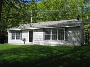 50 New Boston Rd, Kingston, NH 03848