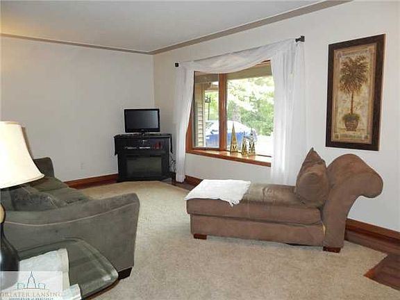 5th image of 6785 W Eaton Hwy