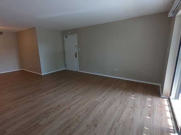 3rd image of 6105 Knoll Valley Dr APT 201