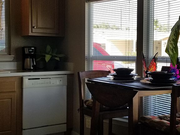 5th image of 252 Coble Dr