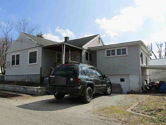 2nd image of 630 Cooper St