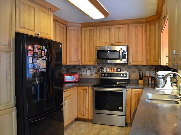5th image of 2068 Bridgewater Dr
