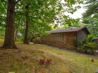 68 Ridge Rd, Tenafly, NJ 07670