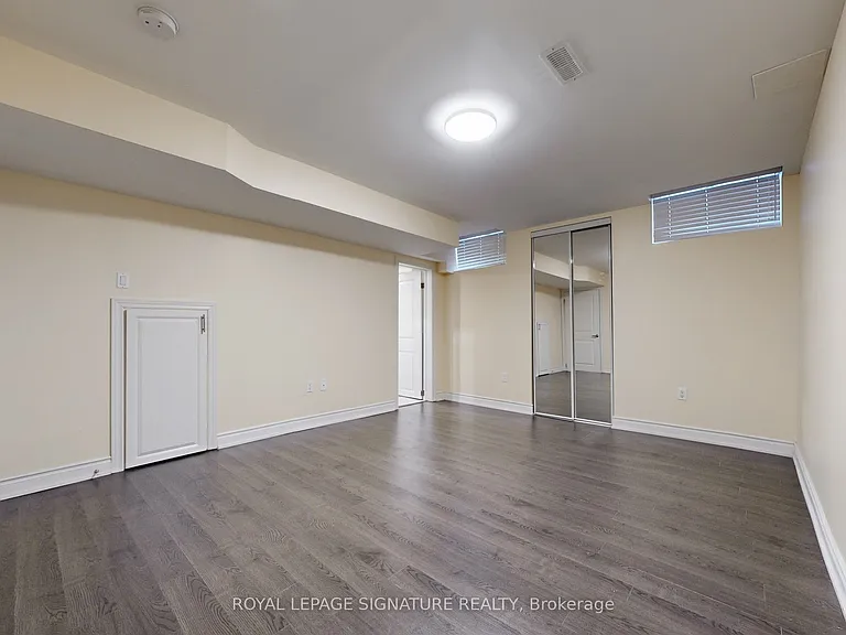 38 Havanna Cres #BASEMENT — Photo 26