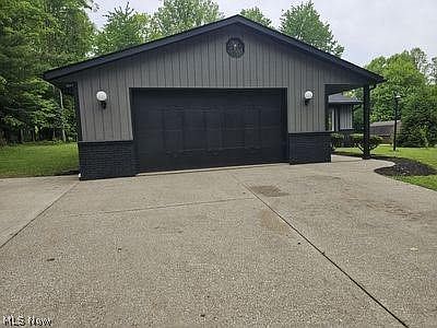 2nd image of 4292 Boston Rd