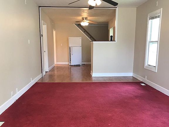 2nd image of 419 Miller St