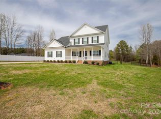 5039 Oxbow Run Ln, Clover, SC 29710