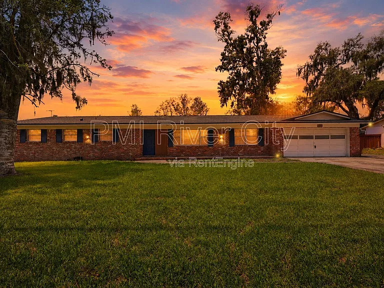 2860 Cedarcrest Dr — Photo 40