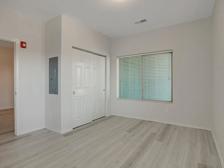 214, 314, 414 Have same floorplan, fixtures and finishes. (ceiling light fixtures sometimes vary slightly)