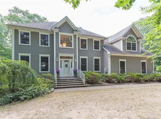 7 Sunset Rdg, Burlington, CT 06013