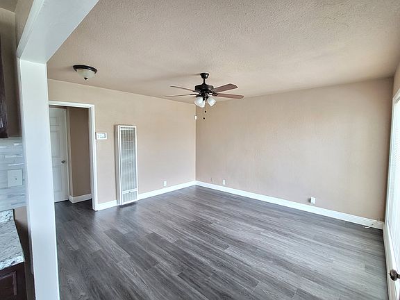 5th image of 1308 W 83rd St