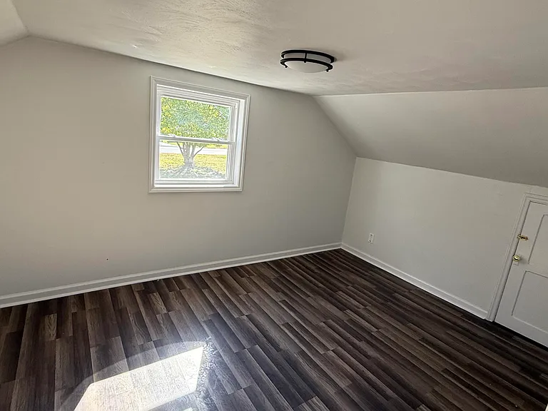 2608 Dorchester Dr NW — Photo 15