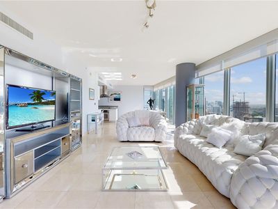 601 NE 36th St APT 2801, Miami, FL, 33137