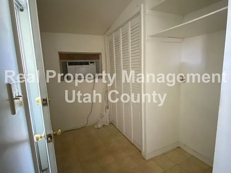 1285 W Utah Ave — Photo 35