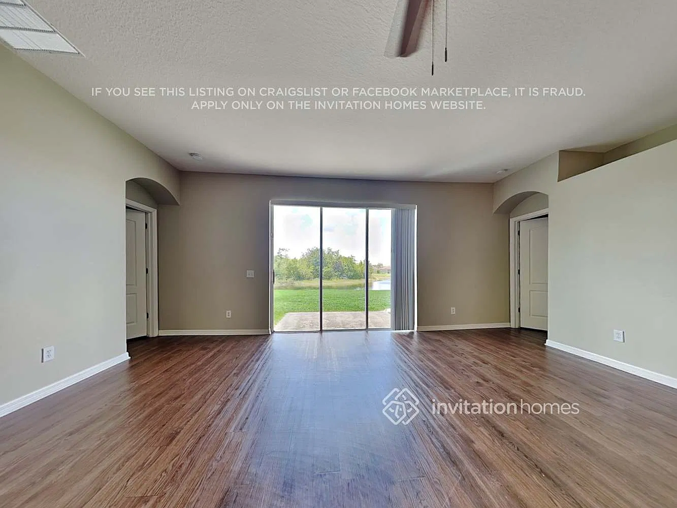 10417 Meadow Spring Dr Tampa, FL 33647 — Photo 3