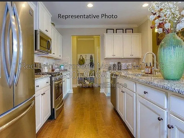 3833 Fairlady Ln — Photo 6