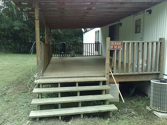 12x24 covered deck for relaxing