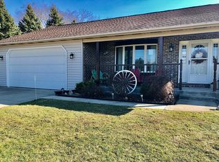 1580 Mill Rd, East Aurora, NY 14052