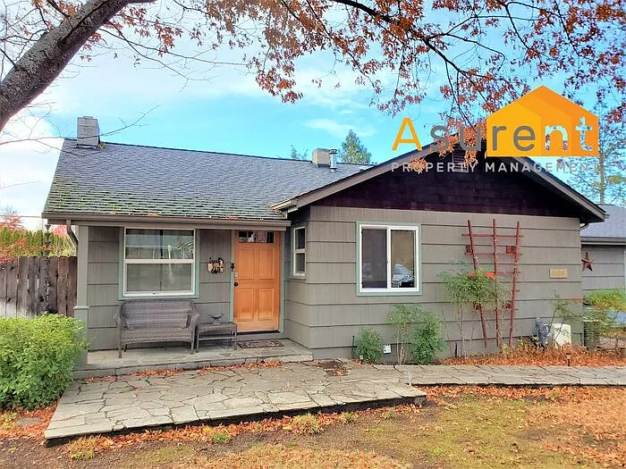 1638 Jasmine Ave