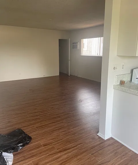 1450 S Centinela Ave #9 — Photo 4