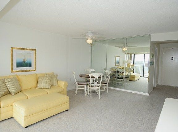 5th image of 4004 Atlantic Ave APT 1408