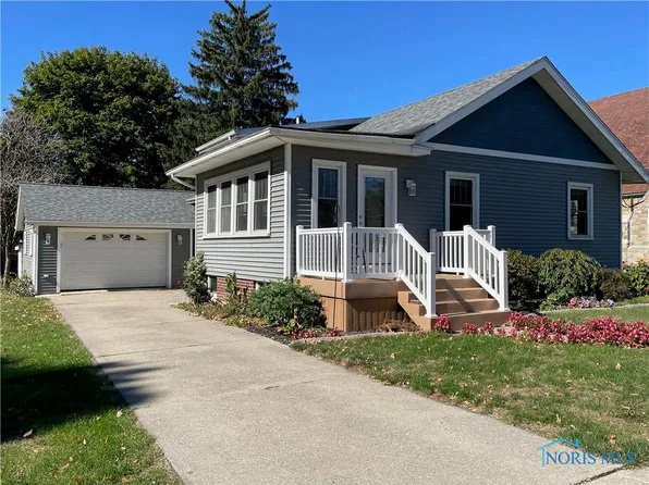 318 S Michigan Ave, Edgerton, OH 43517