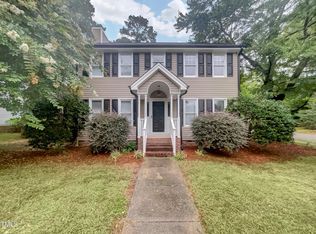 1000 Pinewinds Dr, Raleigh, NC 27603