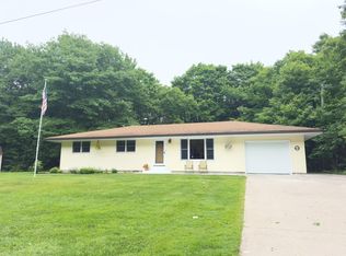 5957 S Diane Ave, Sault Sainte Marie, MI 49783