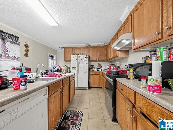 5th image of 74 Griggs Rd