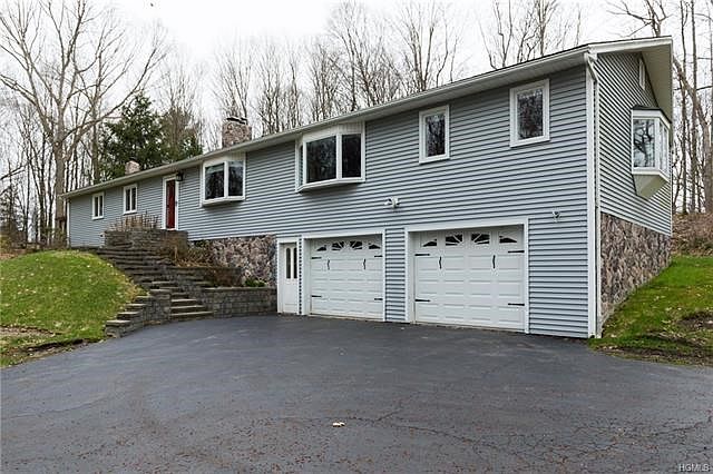 1st image of 28 Mill Ln