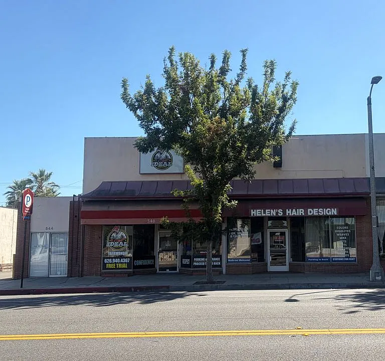 548 W Las Tunas Dr