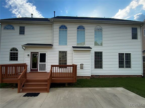5th image of 5005 Sadler Pl